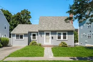 36 Russell St, Quincy, MA 02171 - Photo 1