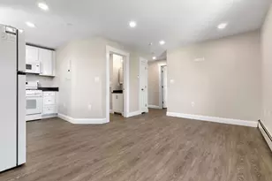 28 Poplar St, Danvers, MA 01923 - Photo 12