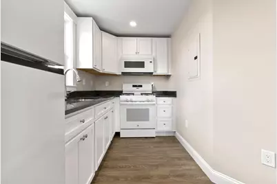 28 Poplar St #9, Danvers, MA 01923 - Photo 10