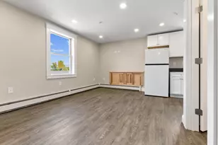 28 Poplar St, Danvers, MA 01923 - Photo 6