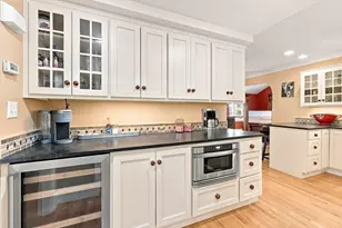 62 Walnut Rd, Hamilton, MA 01982 - Photo 6