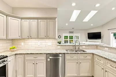 73 Rogerson Xing #73, Uxbridge, MA 01569 - Photo 12