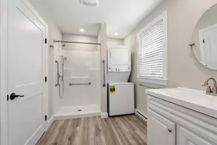 86 Norfolk St, Quincy, MA 02170 - Photo 12