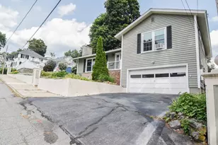 15 Fordham Rd, Lawrence, MA 01841 - Photo 2
