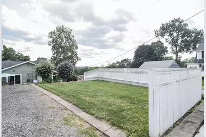 15 Fordham Rd., Lawrence, MA 01841 - Photo 4