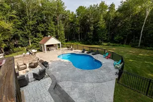 5 Debbie Ln, Freetown, MA 02702 - Photo 4