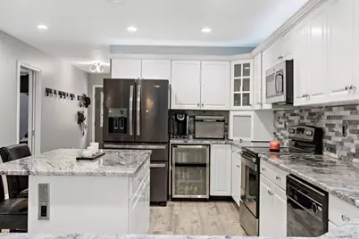 5 Debbie Ln, Freetown, MA 02702 - Photo 8