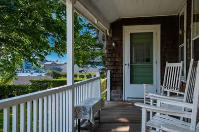 62 School St, Falmouth, MA 02543 - Photo 6