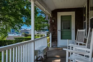62 School St, Falmouth, MA 02543 - Photo 6