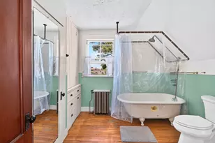 62 School St, Falmouth, MA 02543 - Photo 32