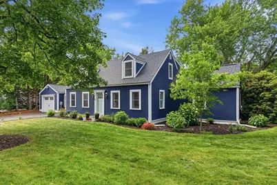 16 Lincoln Ave, Plainville, MA 02762 - Photo 2