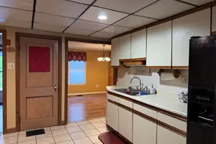 27 Dublin St, Palmer, MA 01069 - Photo 8