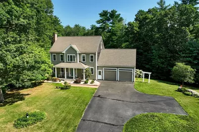 15 Hillside Lane, Bridgewater, MA 02324 - Photo 2