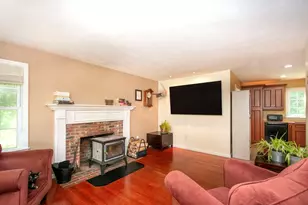 15 Hillside Ln, Bridgewater, MA 02324 - Photo 20