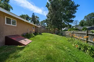 20 E Rd, Mashpee, MA 02649 - Photo 18