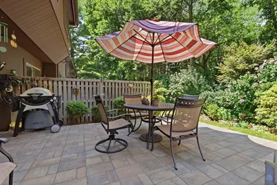 36 Hawthorne Circle #36, Peabody, MA 01960 - Photo 22