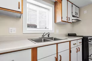 3 Hobson, Methuen, MA 01844 - Photo 18