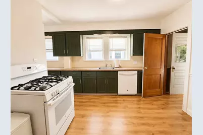 33 Philips Street #2, Arlington, MA 02474 - Photo 2