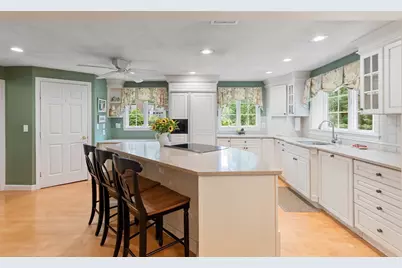 22 Westover Drive, Lynnfield, MA 01940 - Photo 18