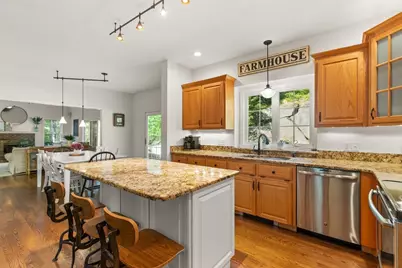 2 Brookside St, Upton, MA 01568 - Photo 4