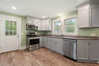 12 Cedar Ave, Millbury, MA 01527 - Photo 6