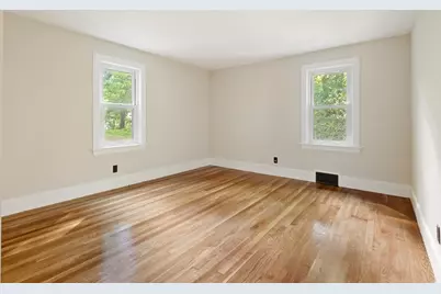 12 Cedar Ave, Millbury, MA 01527 - Photo 16