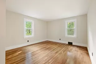 12 Cedar Ave, Millbury, MA 01527 - Photo 16