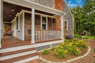 35 Margaret Rd, Middleborough, MA 02346 - Photo 2