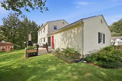 30 Decorie Dr, Wilbraham, MA 01095 - Photo 4
