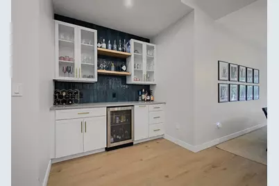 18 Willis Ave, Seekonk, MA 02771 - Photo 12