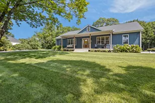 18 Willis Ave, Seekonk, MA 02771 - Photo 1