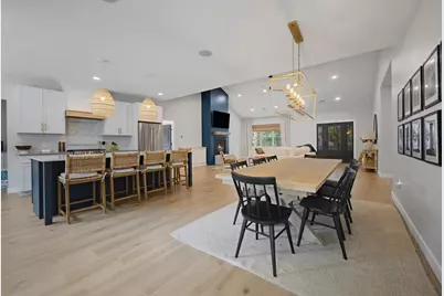 18 Willis Ave, Seekonk, MA 02771 - Photo 10