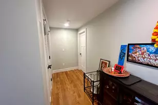 30 Town Hill St, Quincy, MA 02169 - Photo 18