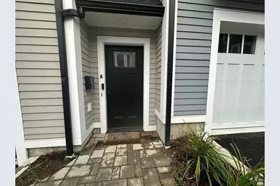 30 Town Hill St #A, Quincy, MA 02169 - Photo 6