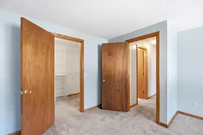 18 Scott Hollow Dr, Holyoke, MA 01040 - Photo 26