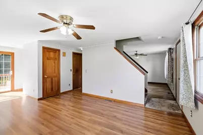 18 Scott Hollow Dr, Holyoke, MA 01040 - Photo 16