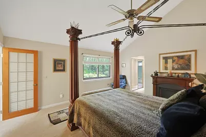 25 Country Club Ln #D, Milford, MA 01757 - Photo 16