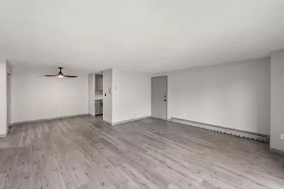 345 Pawtucket Blvd #14, Lowell, MA 01854 - Photo 6