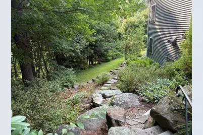 17 Atwater Pl, West Brookfield, MA 01585 - Photo 22