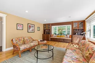 85 Comstock Dr, Wrentham, MA 02093 - Photo 8