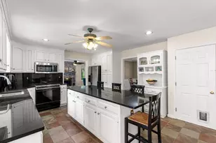 85 Comstock Dr, Wrentham, MA 02093 - Photo 12