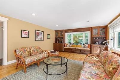 85 Comstock Dr, Wrentham, MA 02093 - Photo 8