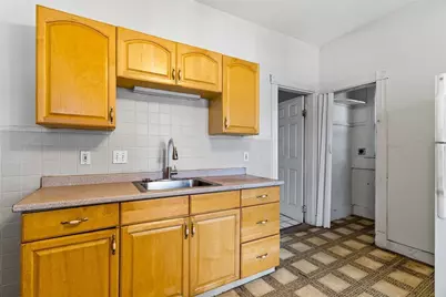 96 Ruthven St, Boston, MA 02121 - Photo 12