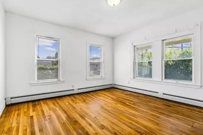 96 Ruthven St, Boston, MA 02121 - Photo 6