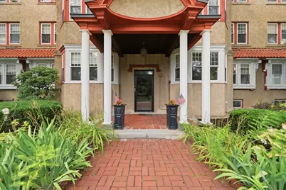 585 Franklin Street #6, Melrose, MA 02176 - Photo 2