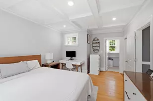 585 Franklin St, Melrose, MA 02176 - Photo 18