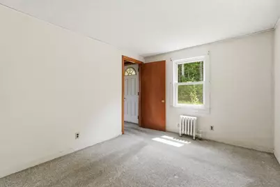 289 Southampton Rd, Holyoke, MA 01040 - Photo 14