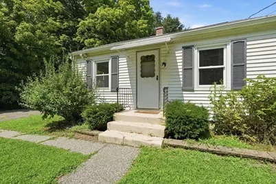 289 Southampton Rd, Holyoke, MA 01040 - Photo 2