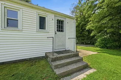 289 Southampton Rd, Holyoke, MA 01040 - Photo 22