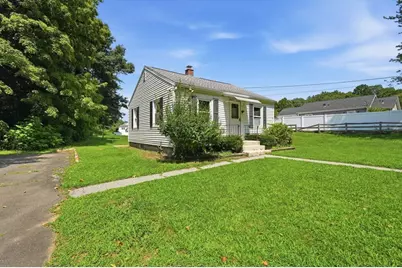 289 Southampton Rd, Holyoke, MA 01040 - Photo 4